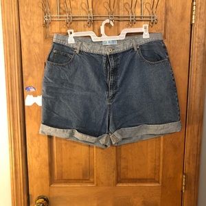 High waisted vintage denim shorts